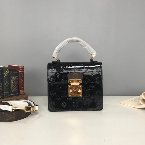 FASH LOUIS VUITTON Bags 19B5790019