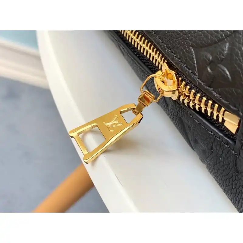 LV Bags 19B5790033