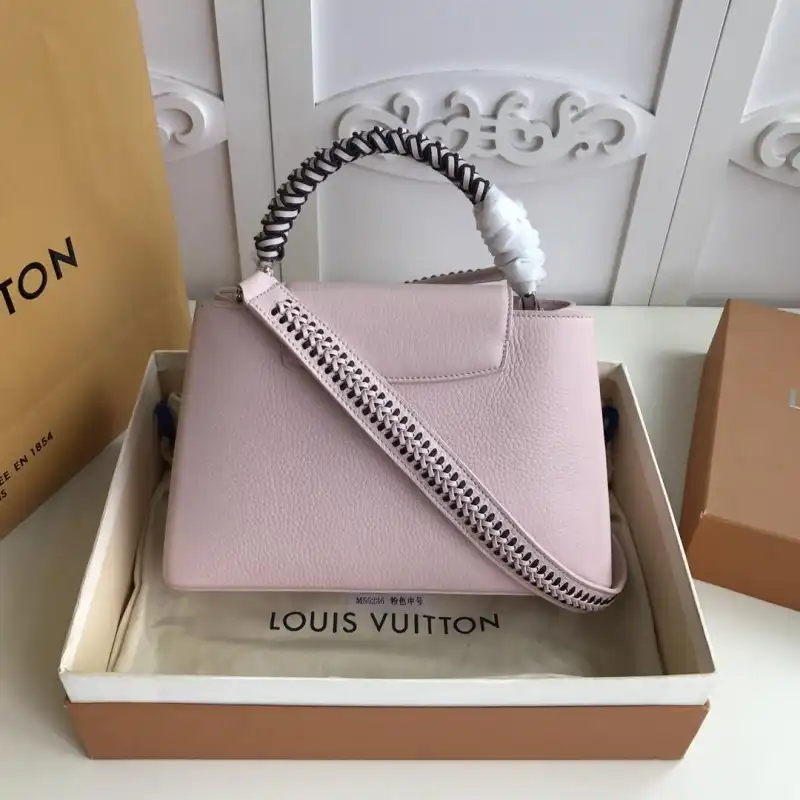 LV Bags 19B5790040