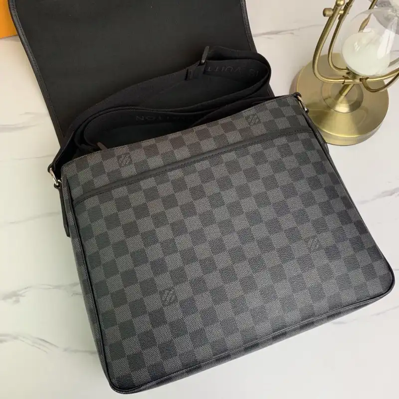 LV Bags 19B5790049