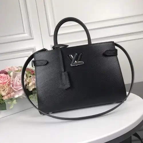 LV Bags 19B5790059