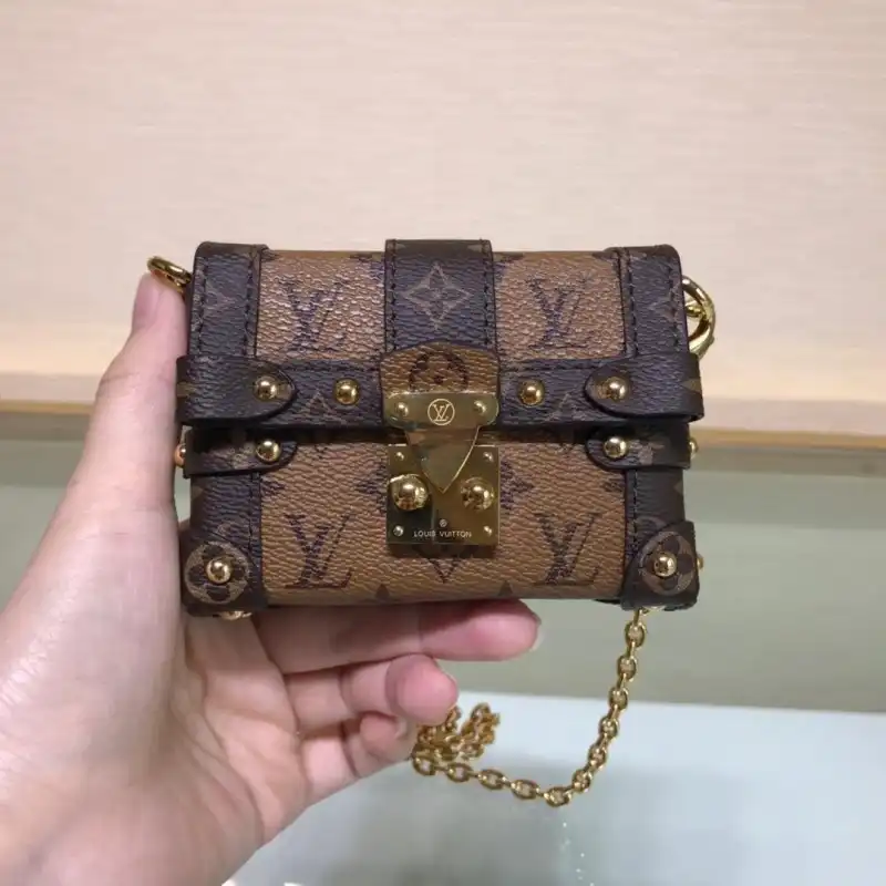 LV Bags 19B5790062