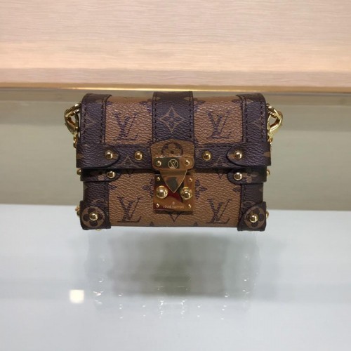 FASH LOUIS VUITTON Bags 19B5790062