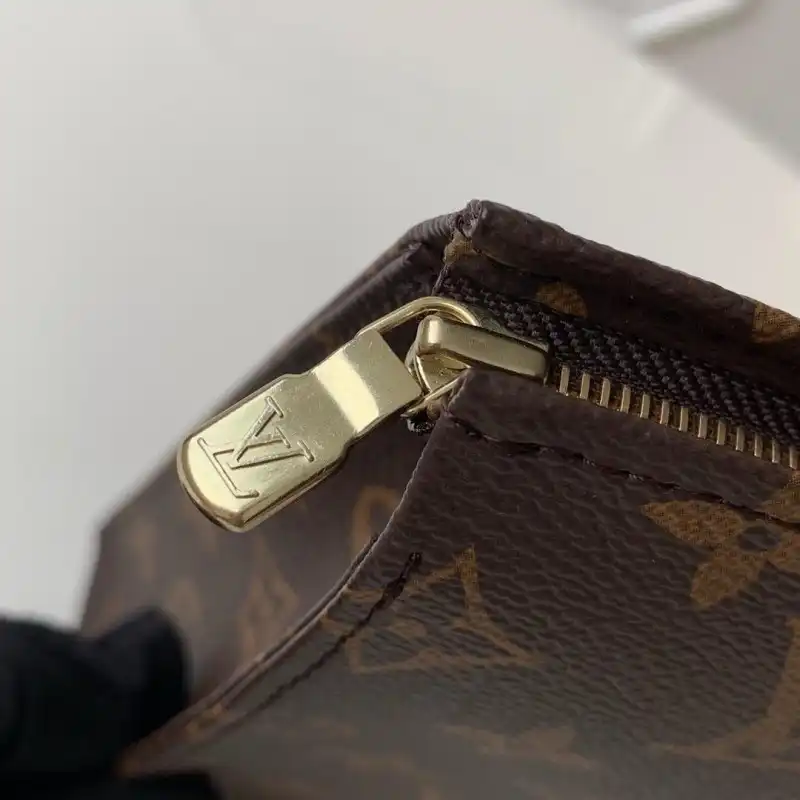 LV Bags 19B5790072