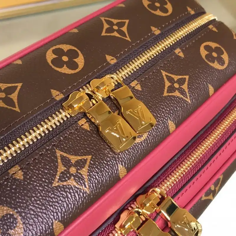 LV Bags 19B5790080