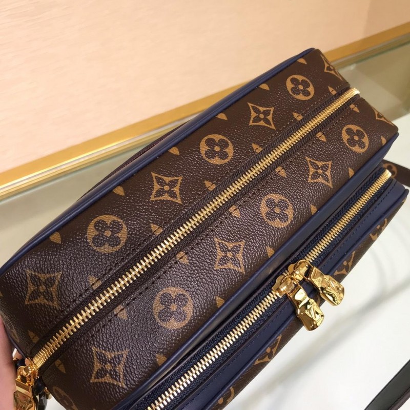 FASH LOUIS VUITTON Bags 19B5790081