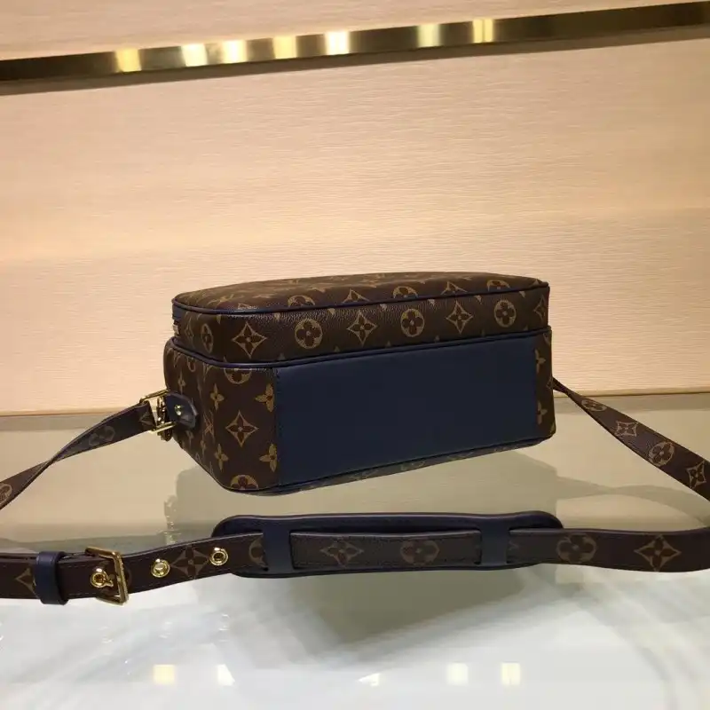 LV Bags 19B5790081