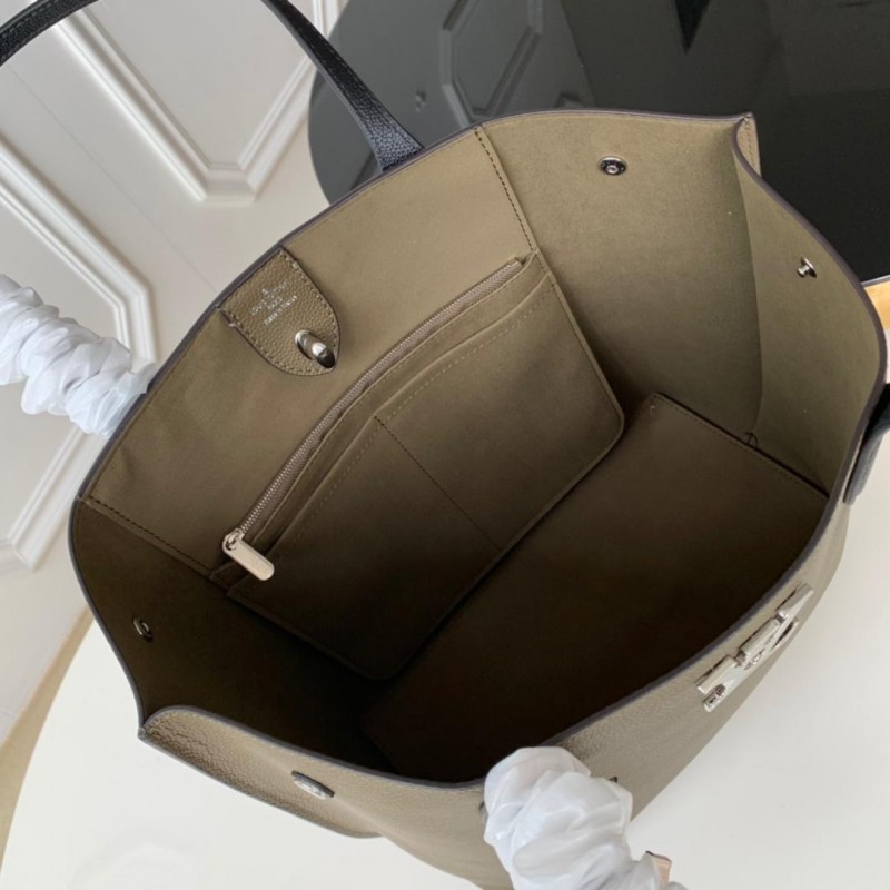 FASH LOUIS VUITTON Bags 19B5790083