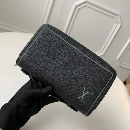 LV Bags 19B5790085