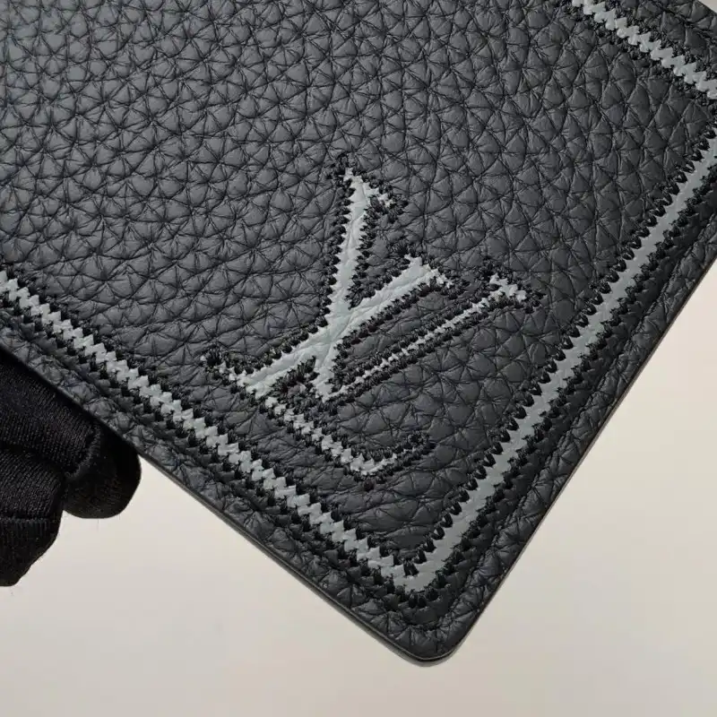 LV Bags 19B5790088