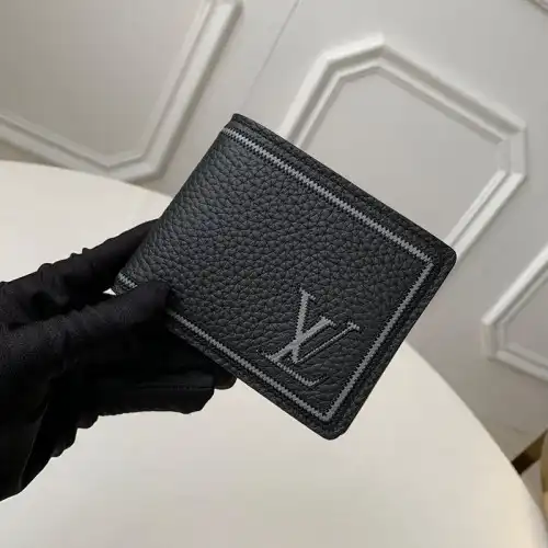 LV Bags 19B5790088