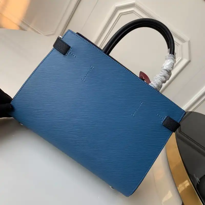 LV Bags 19B5790099