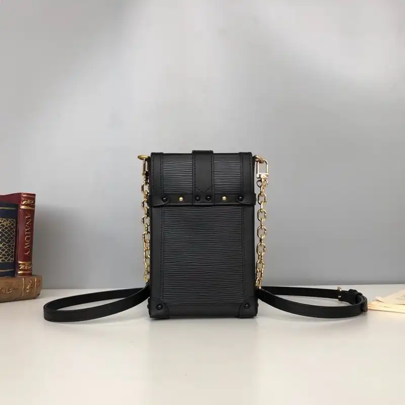 LV Bags 19B57B0003