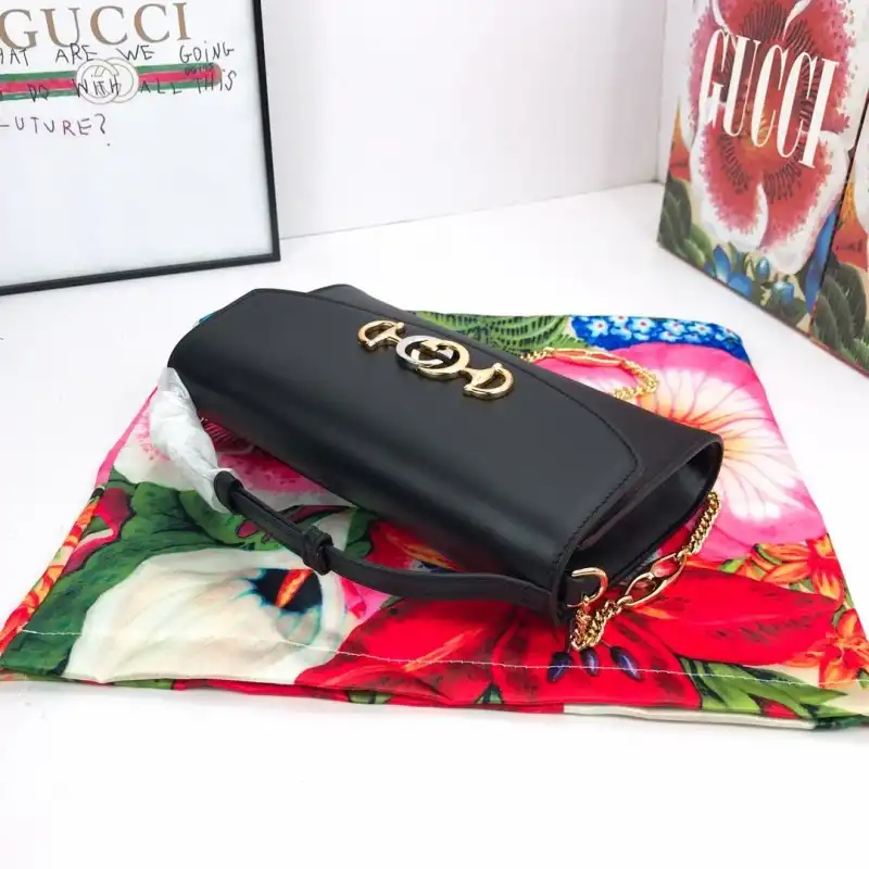 Gucci Bags 19B57B0024