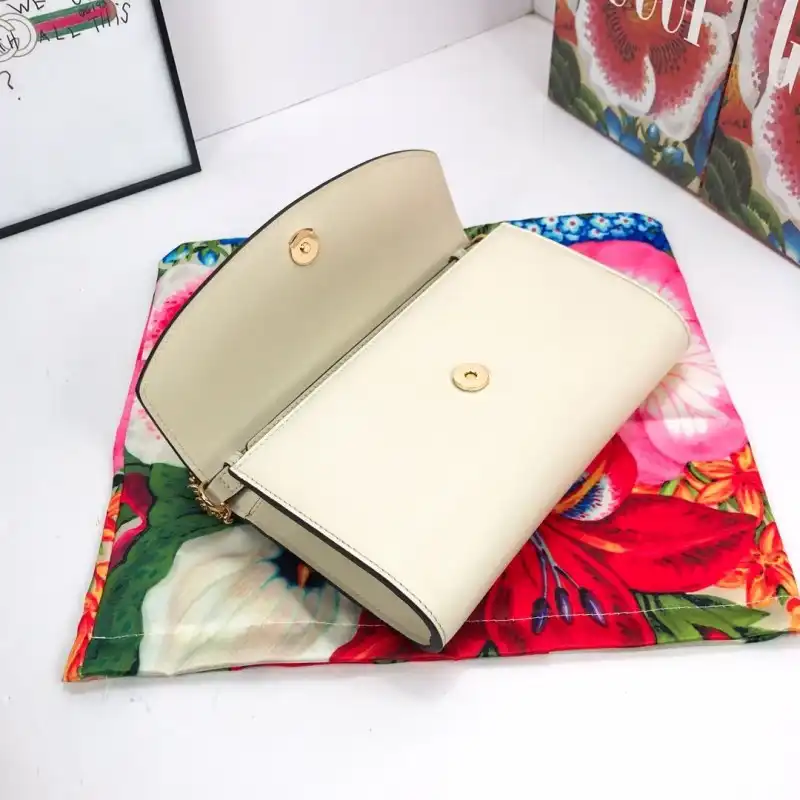 Cheap Gucci Bags 19B57B0025