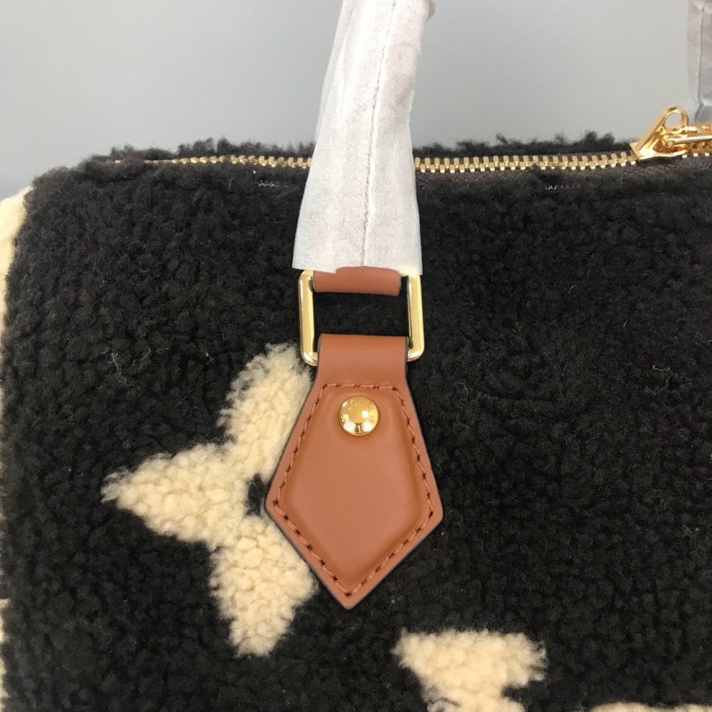 FASH LOUIS VUITTON Bags 19B57B0032