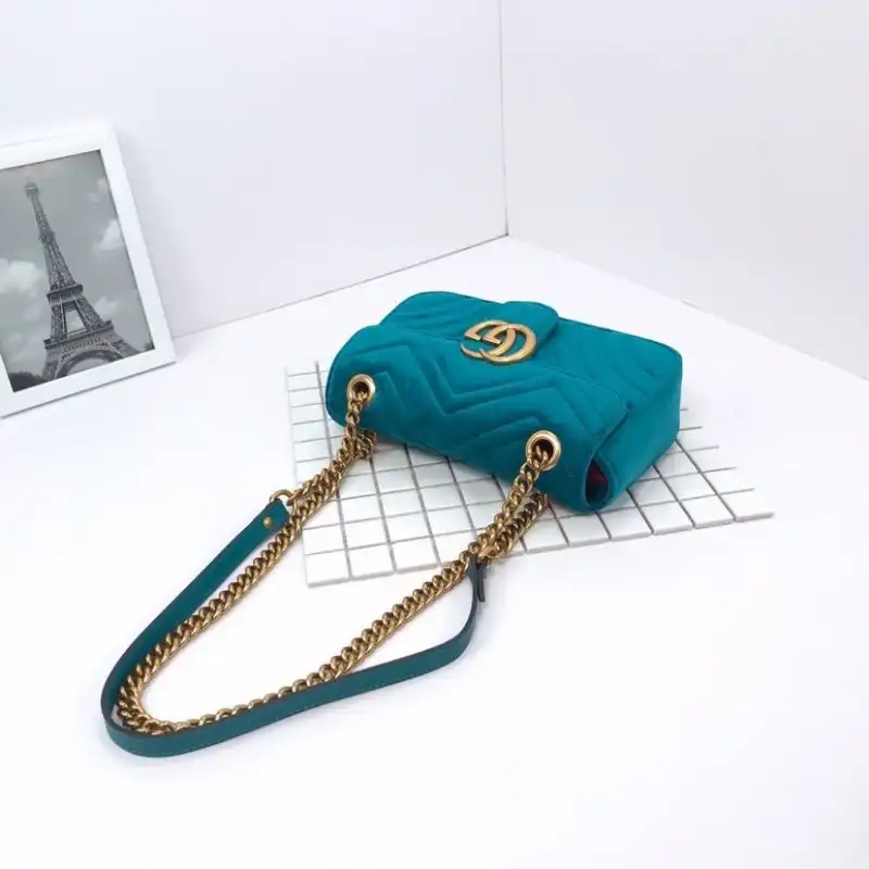 Cheap Gucci Bags 19B57G0006