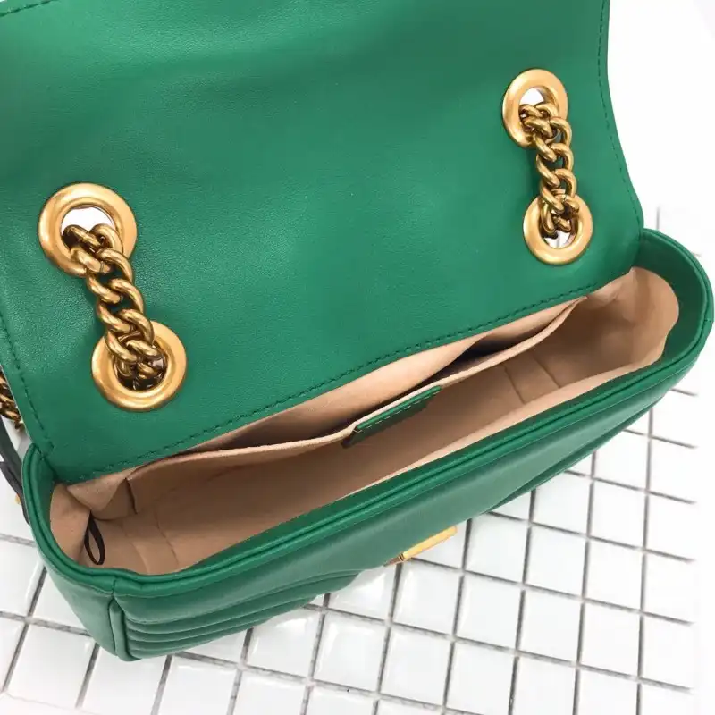 Cheap Gucci Bags 19B57G0007