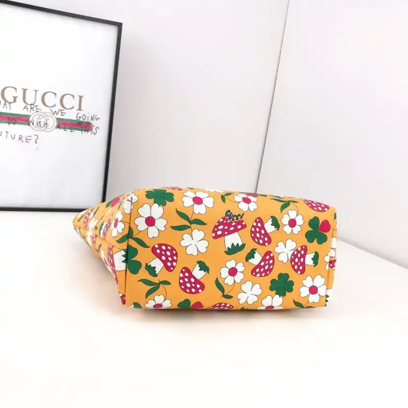 Cheap Gucci Bags 19B57G0107