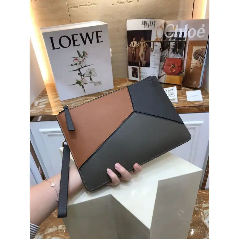 Loewe s Bag 19YAN0002