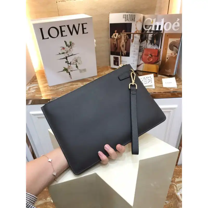 Loewe s Bag 19YAN0002