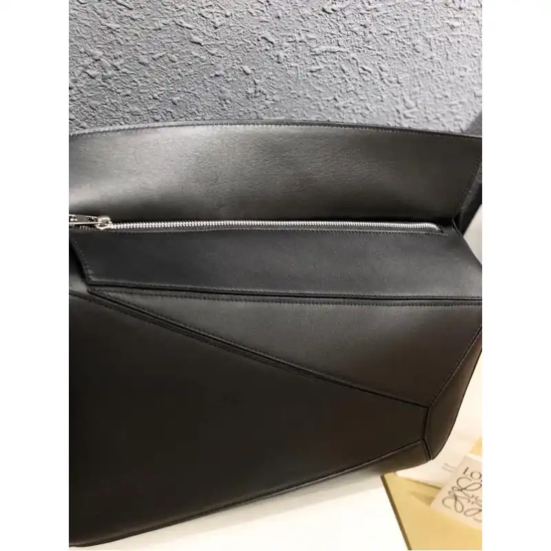 Fashionrepsfam ru Loewe s Bag 19YAN0005