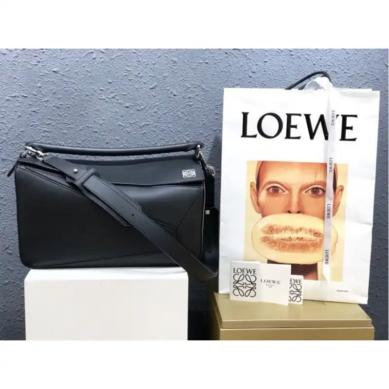 Fashionrepsfam ru Loewe s Bag 19YAN0005