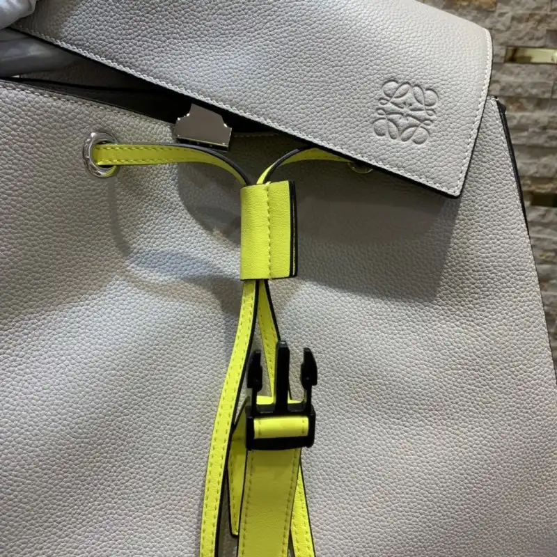 Loewe s Bag 19YAN0006