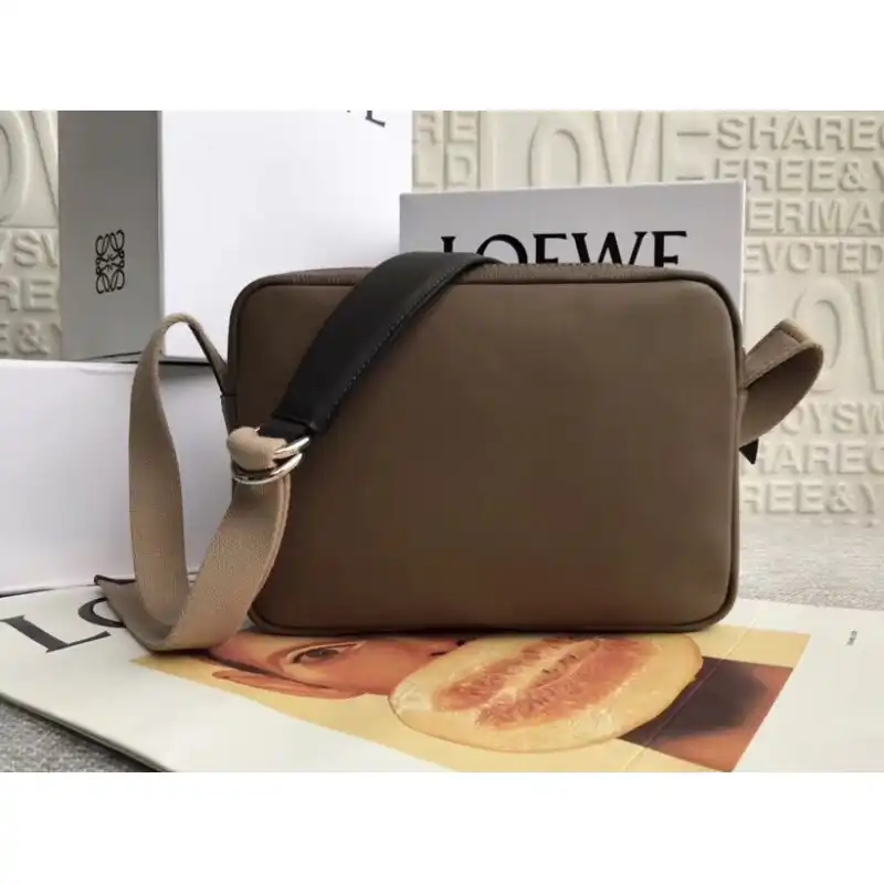 Loewe s Bag 19YAN0010