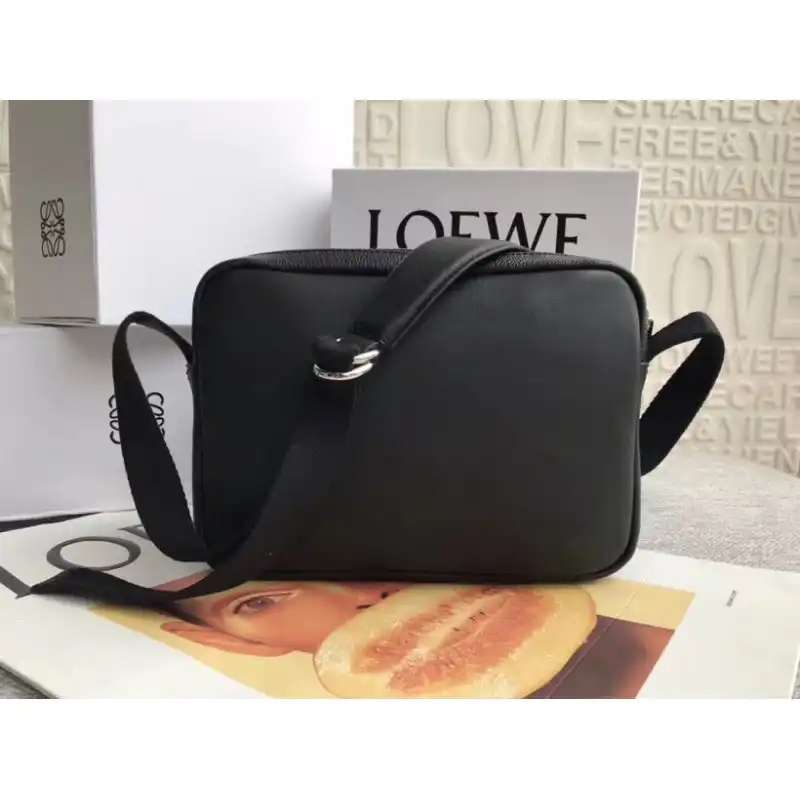 Loewe s Bag 19YAN0011