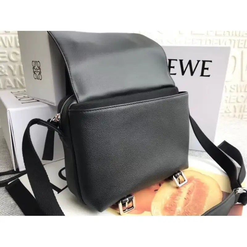 Loewe s Bag 19YAN0011