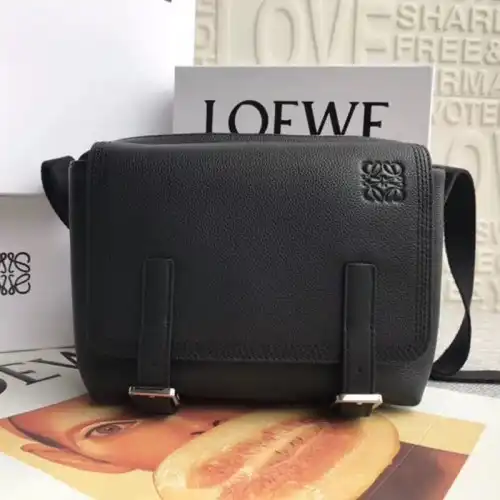 Loewe s Bag 19YAN0011