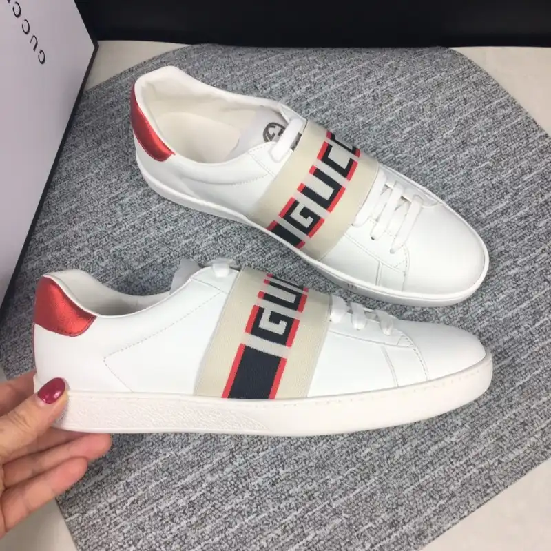 Cheap Gucci Shoes 19SH0018