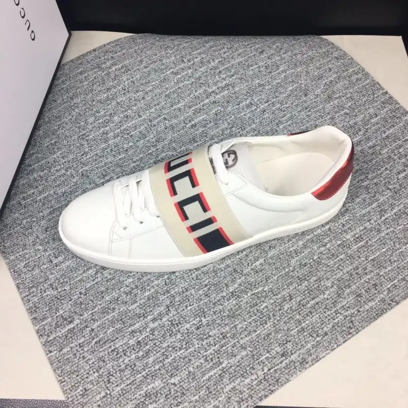 Cheap Gucci Shoes 19SH0018