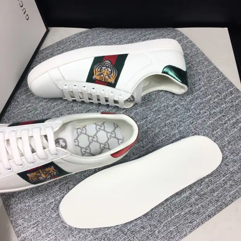 Cheap Gucci Shoes 19SH0024