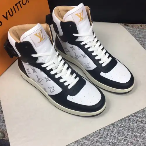 Fashionrepsfam ru LV Shoes 19SH0030