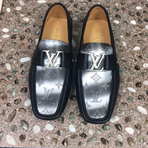 FASH LOUIS VUITTON Shoes 19SH0036