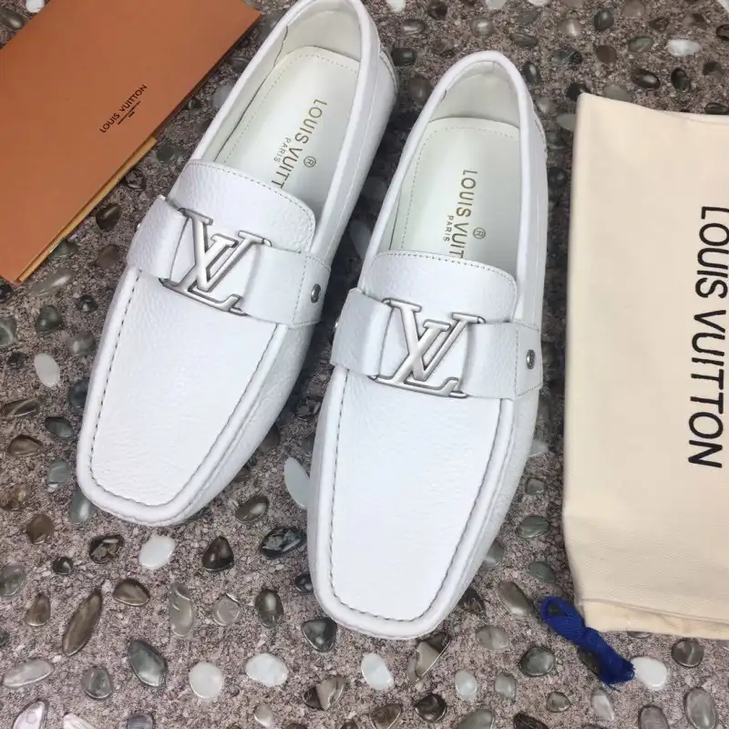 Fashionrep LV Shoes 19SH0040