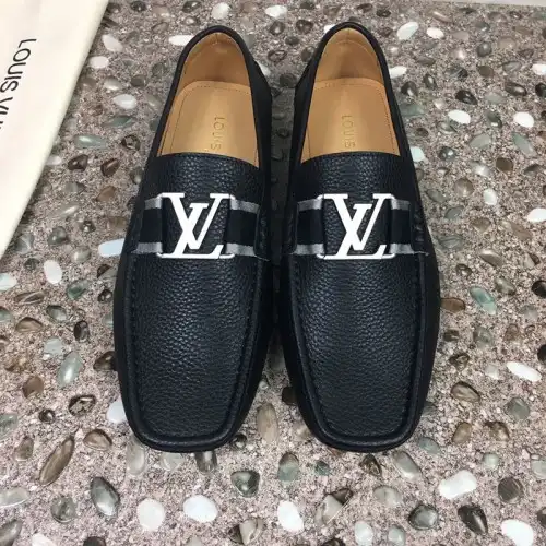 LV Shoes 19SH0046