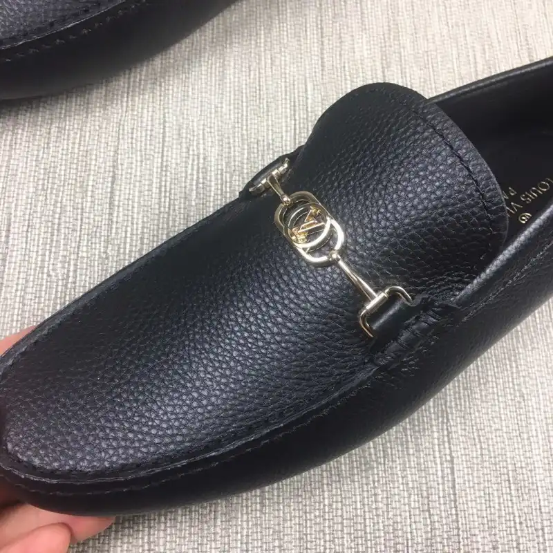 Fashionrep LV Shoes 19SH0054