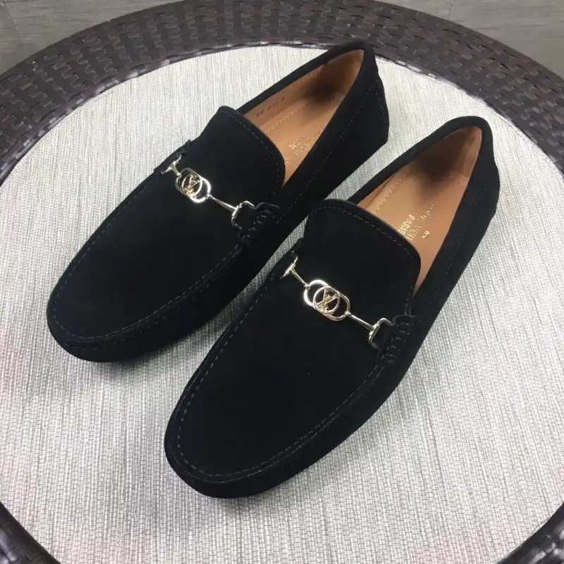 Fashionrepsfam ru LV Shoes 19SH0055