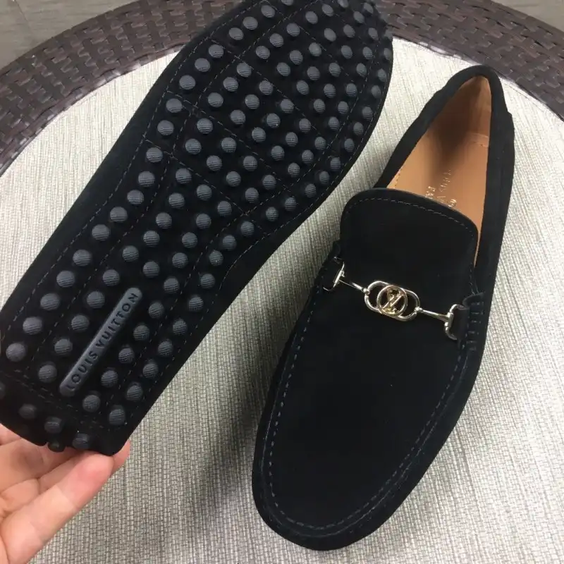 Fashionrepsfam ru LV Shoes 19SH0055