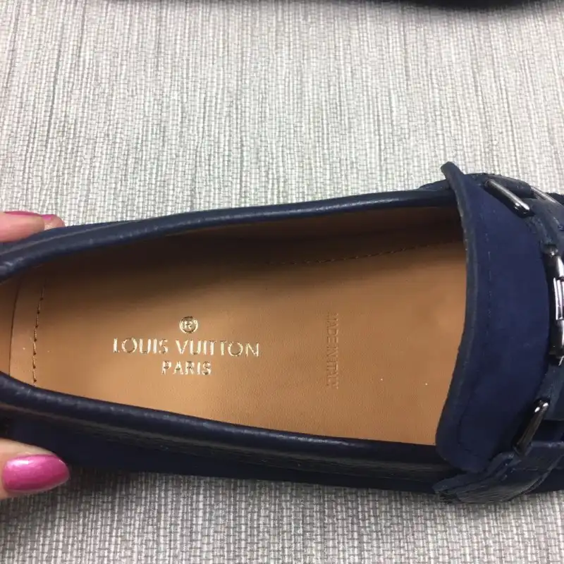 LV Shoes 19SH0057