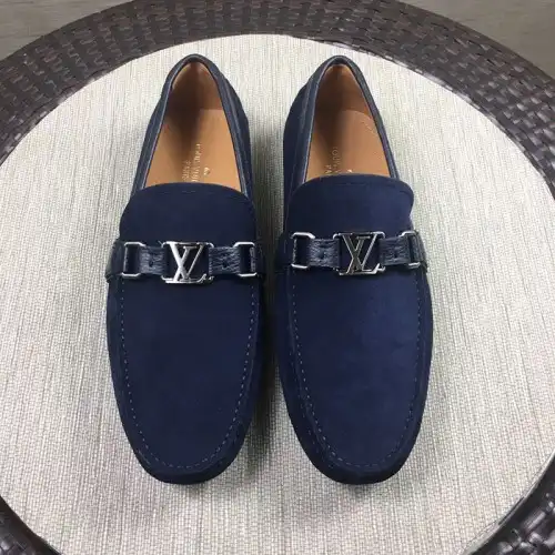 LV Shoes 19SH0057