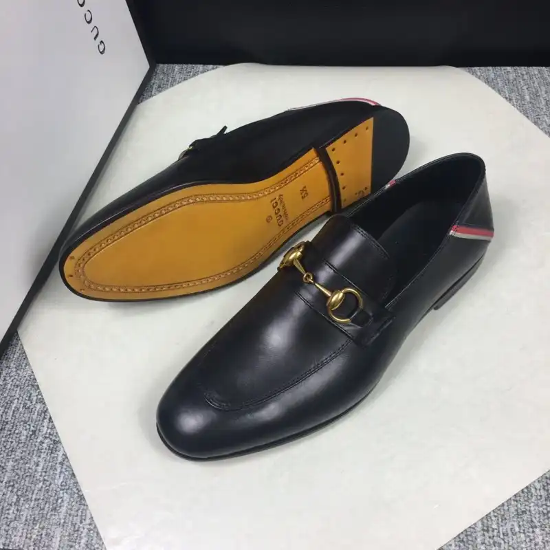 Cheap Gucci Shoes 19SH0115