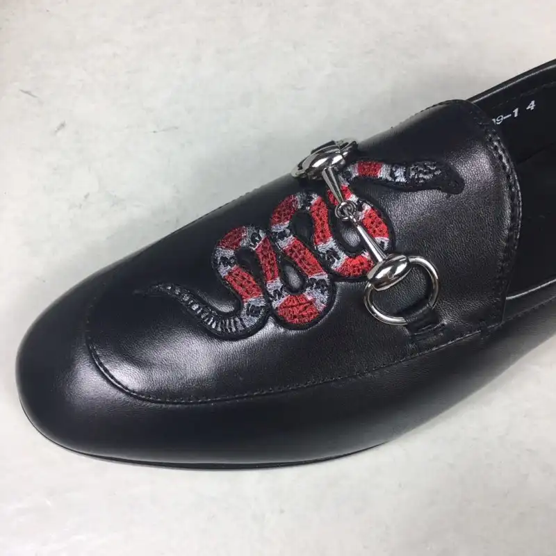 Cheap Gucci Shoes 19SH0118