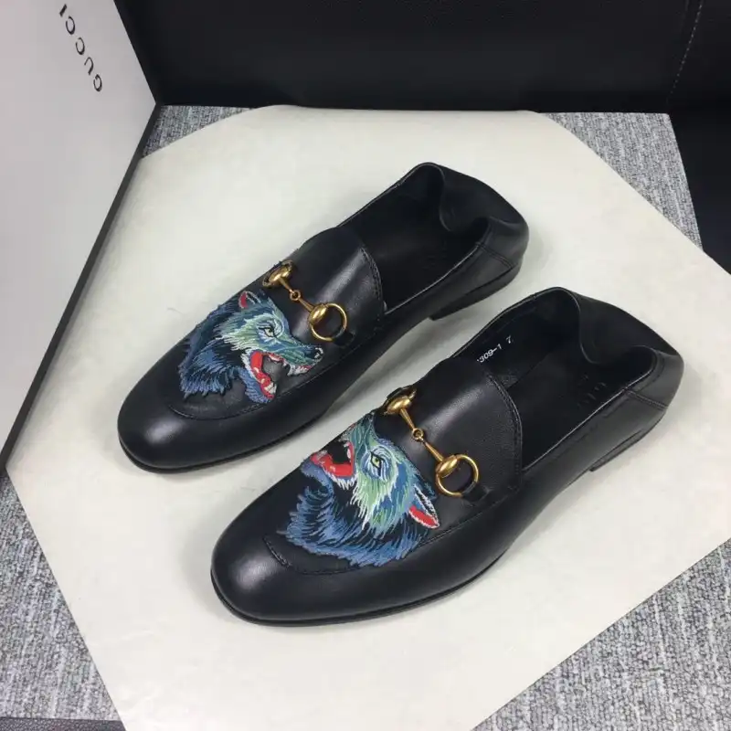 Cheap Gucci Shoes 19SH0119