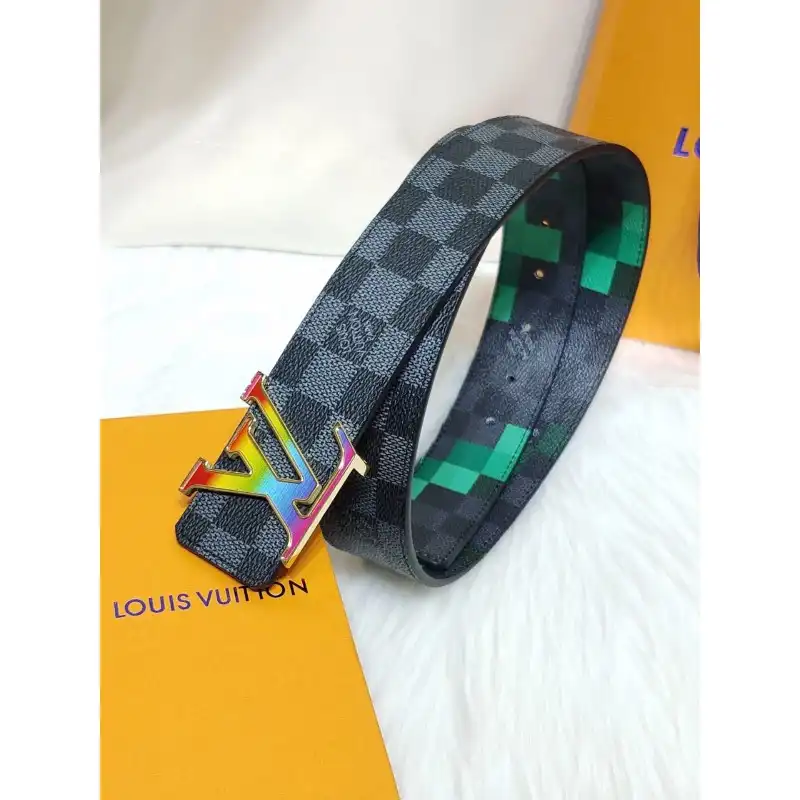 LV s Belte 19XIA0020