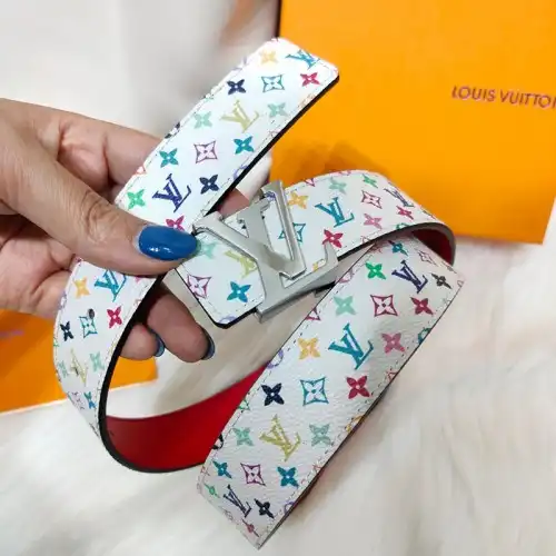 LV s Belte 19XIA0056