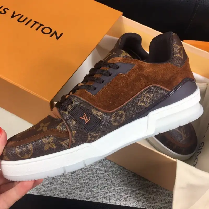 LV Shoes 2003SH0007